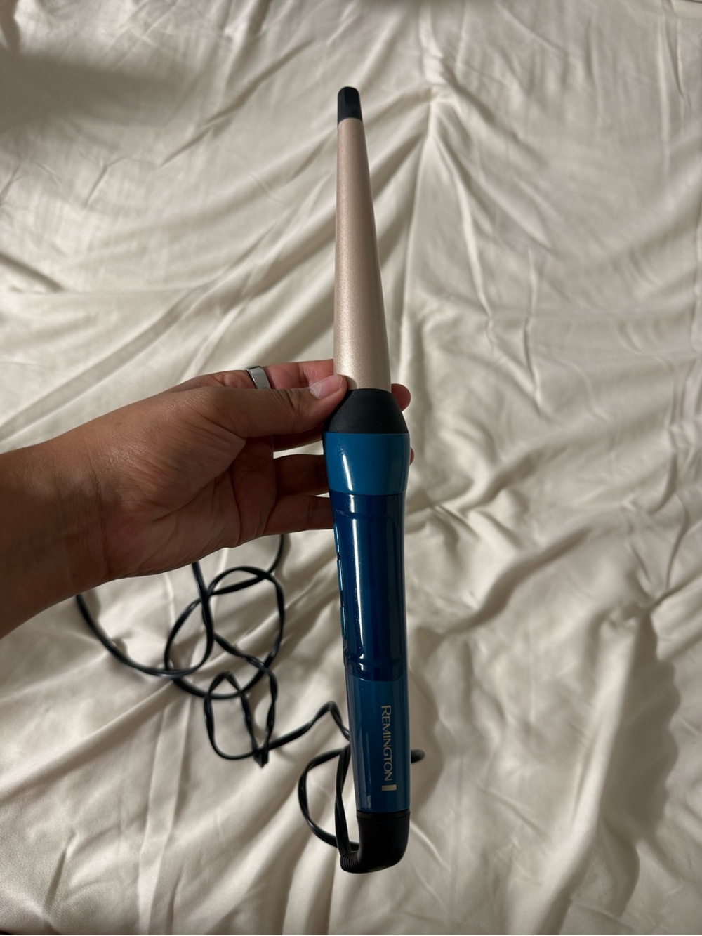 Remington Blue and Rose Gold Tapered Curling Wand